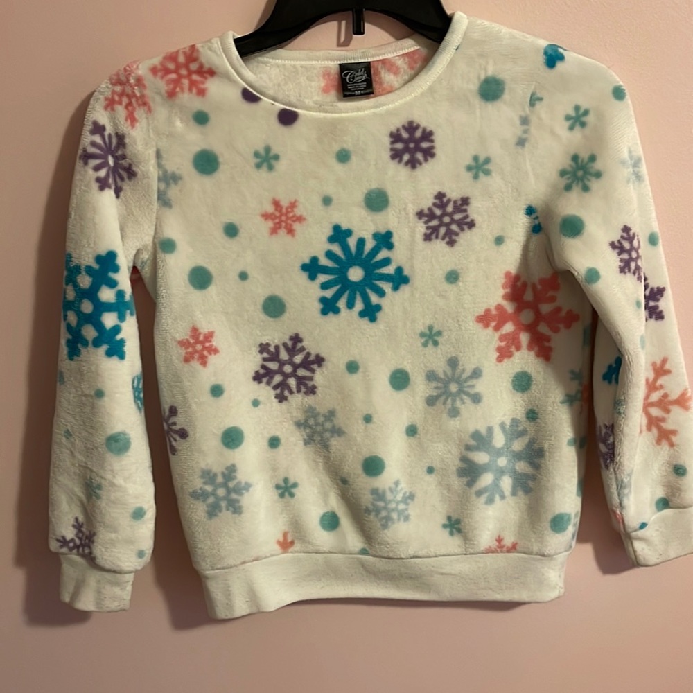 Fuzzy snow flake sweatshirt